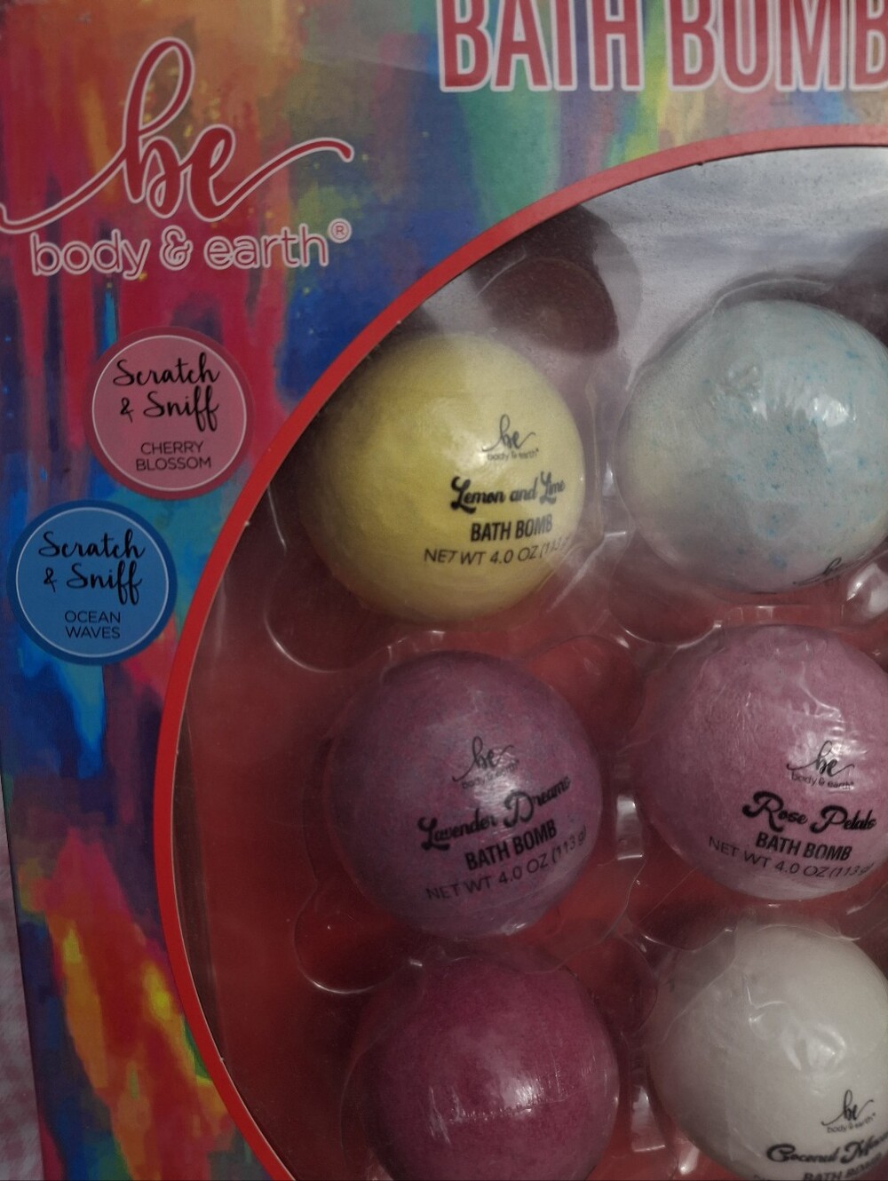 Multi-Color Bath Bomb Gift Set - 9 Pack - Picture 3 of 5